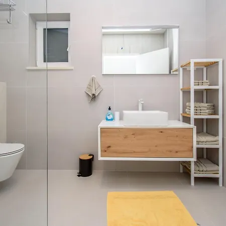 Apartment Modern Alisa With A Sea View *