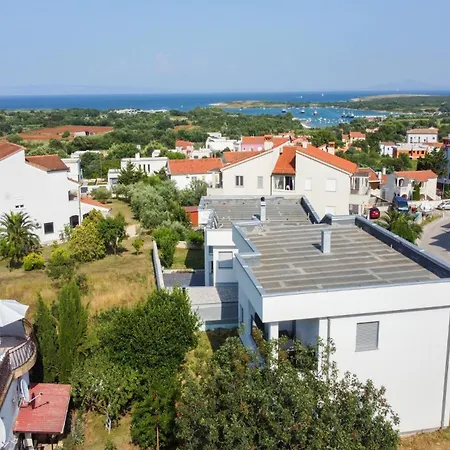 Modern Alisa With A Sea View Apartament *